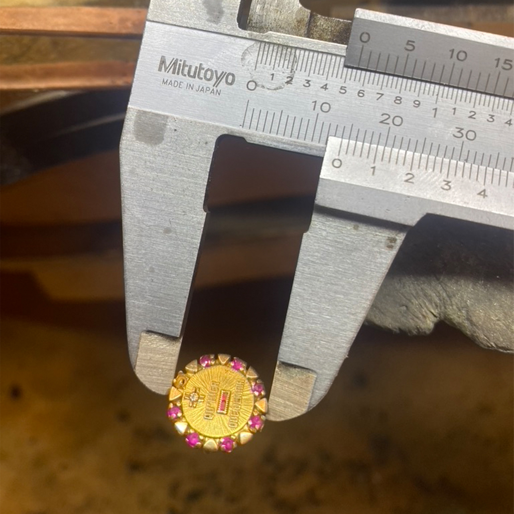 bague or 18 carats rubis